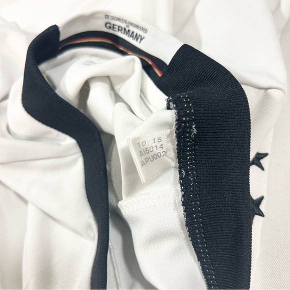 2014 Adidas Womens Small World Champions Germany Soccer Authentic Home Jersey - Picture 9 of 10